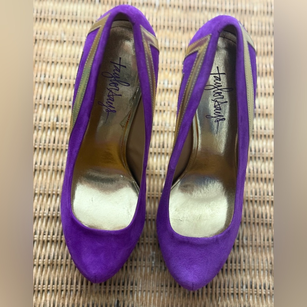 Taylor Says Women’s 9 Blondie Purple Suede Gold Platform Pumps Stiletto Heels - Picture 6 of 10